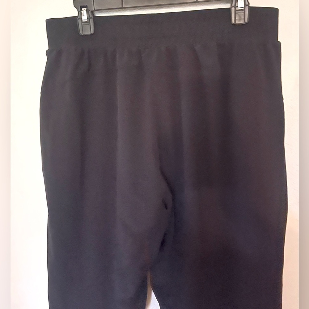 Black Stretch Woven Taper Pants Size L Track - All in
Motion™ Drawstring - Picture 6 of 6